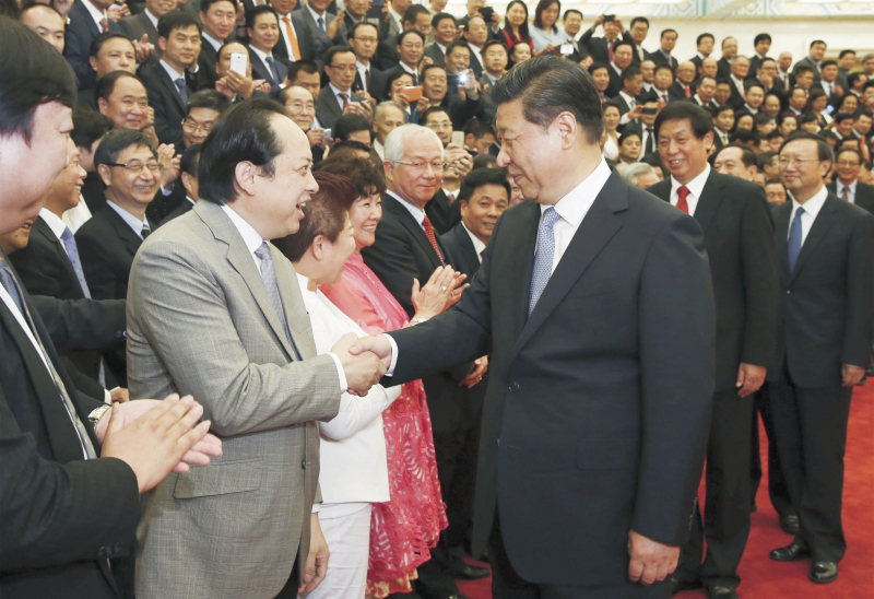 2014年6月6日，習近平主席在人民大會堂金色大廳親切接見舒心先生